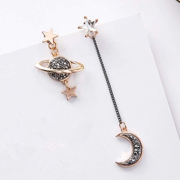 🔄🆕 ALYA Asymmetrical Drop Earrings - Picture 4 of 7